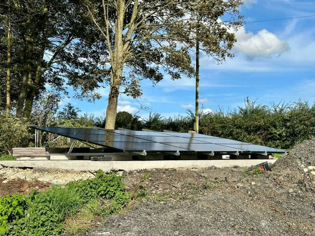 a ground mounted solar panel pv system